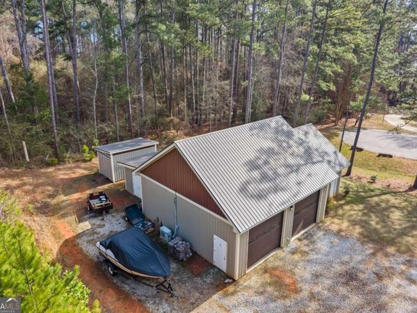 209 Northlake Drive, Hartwell, GA 30643