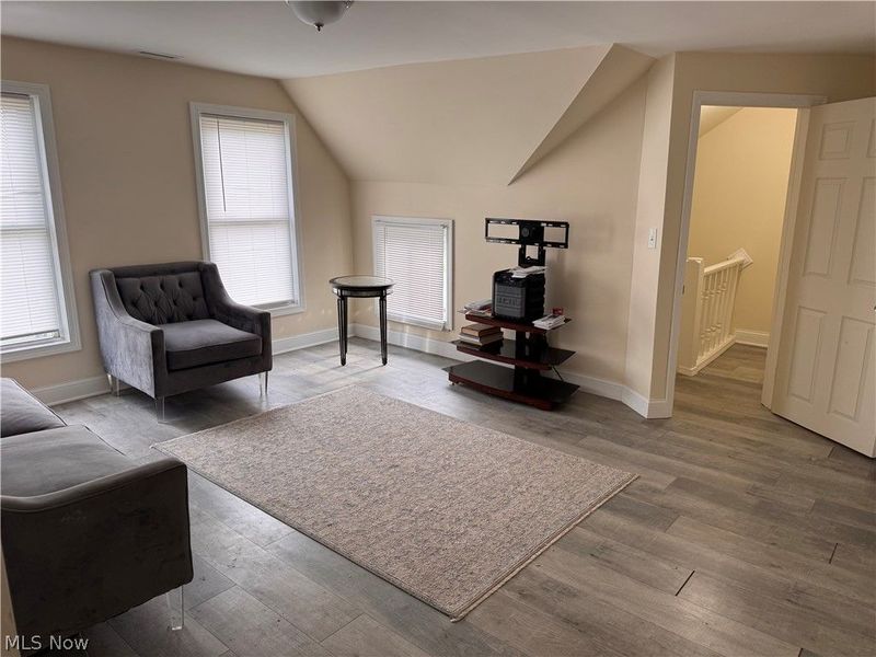 2233 W 98th, Cleveland, OH 44102 Photo 28