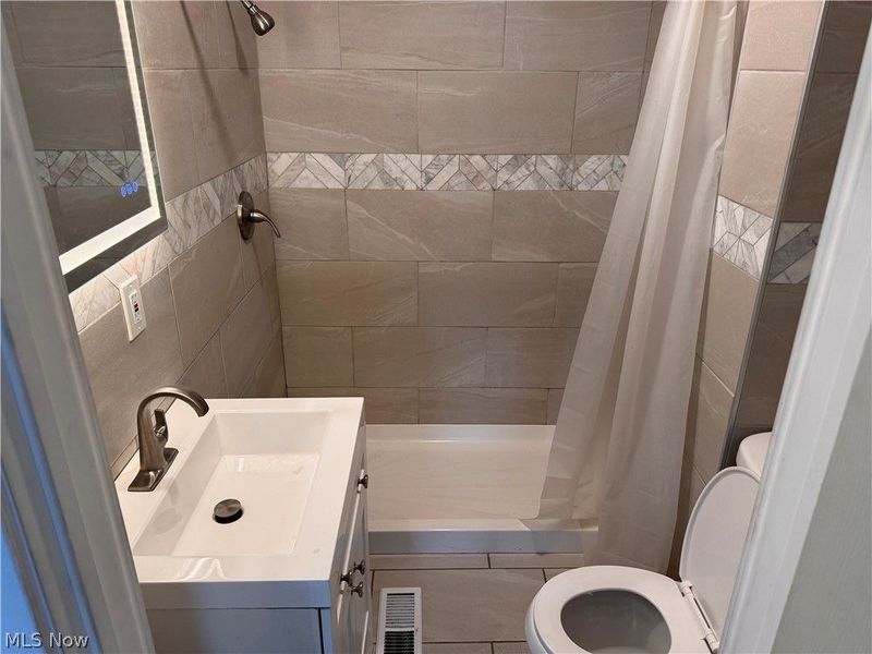 2233 W 98th, Cleveland, OH 44102 Photo 6
