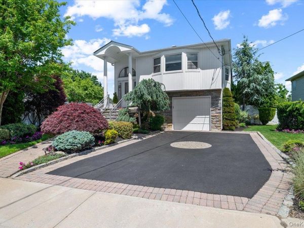 2499 Haff Avenue , Bellmore, NY 11710