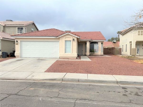 1929 Blue Ribbon Drive , Las Vegas, NV 89142
