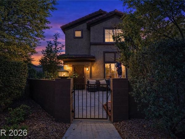 1501 Muinos Street , Las Vegas, NV 89117