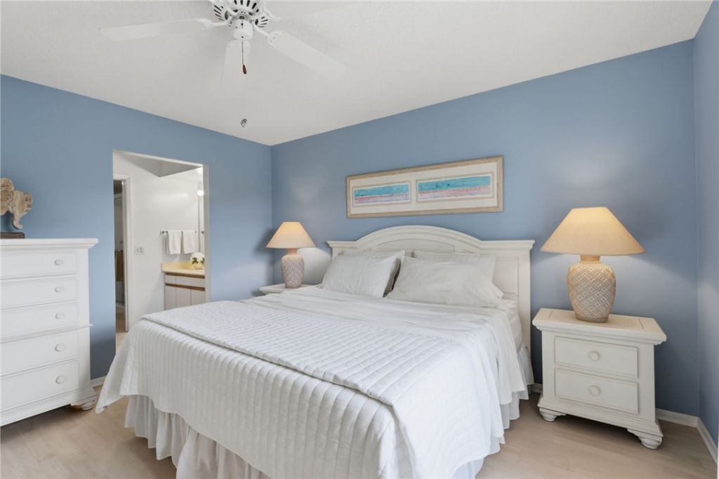29 Plantation Drive, Unit 202, Vero Beach, FL 32966 Photo