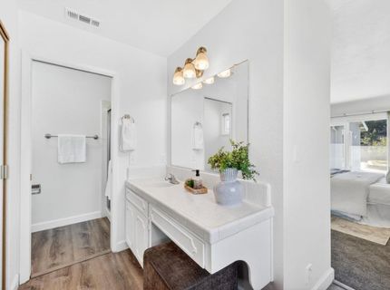 5016 Olive Oak Way, Carmichael, CA 95608 Photo