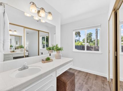 5016 Olive Oak Way, Carmichael, CA 95608 Photo