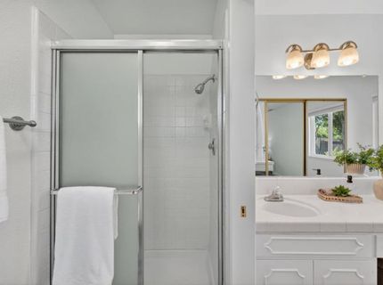 5016 Olive Oak Way, Carmichael, CA 95608 Photo