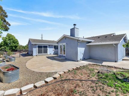 5016 Olive Oak Way, Carmichael, CA 95608 Photo