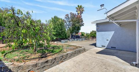 5016 Olive Oak Way, Carmichael, CA 95608 Photo