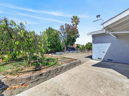 5016 Olive Oak Way, Carmichael, CA 95608 Photo