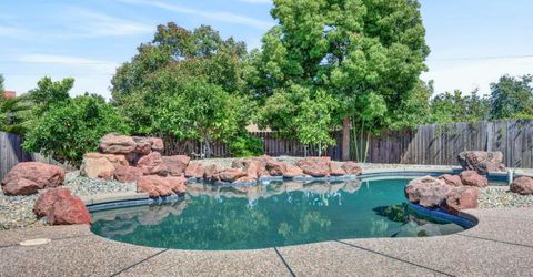 5016 Olive Oak Way, Carmichael, CA 95608 Photo
