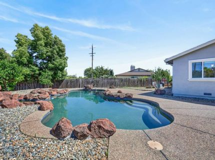 5016 Olive Oak Way, Carmichael, CA 95608 Photo