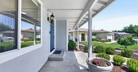 5016 Olive Oak Way, Carmichael, CA 95608 Photo