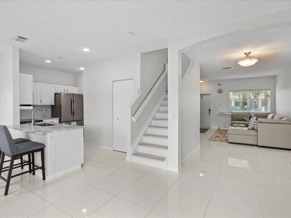 4722 Lago Vista Drive, Coconut Creek, FL 33073