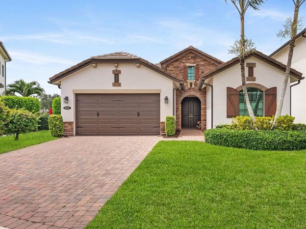 8259 Grand Prix Lane, Boynton Beach, FL 33472