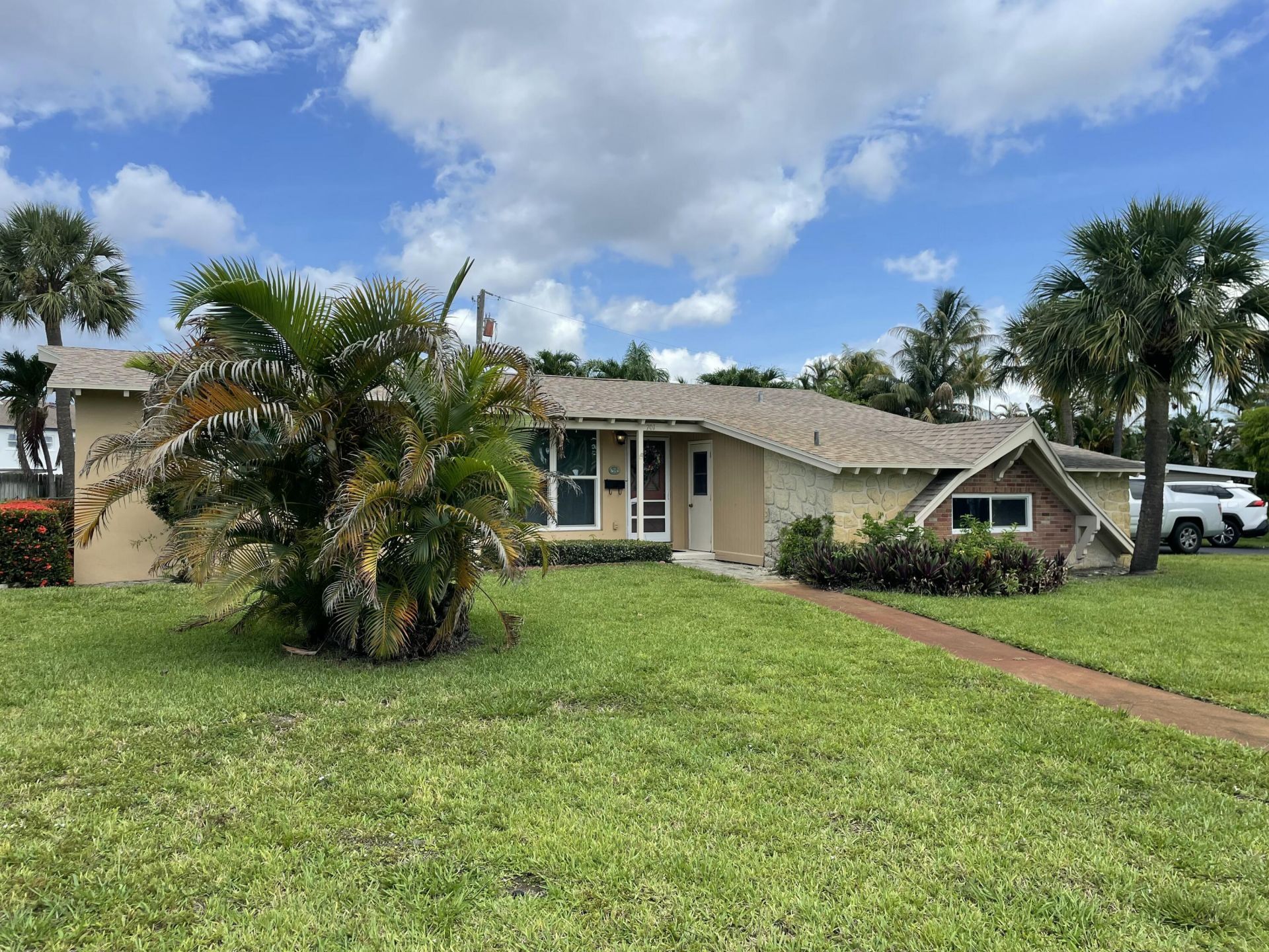 701 Westwind Drive, North Palm Beach, FL 33408 Main Photo