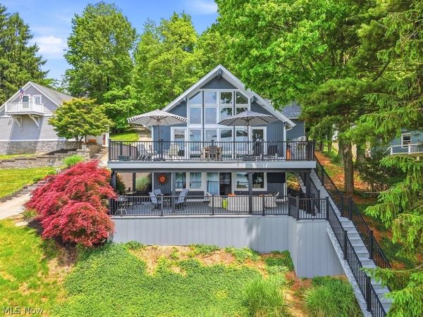 120 Cheyenne Trail , Malvern, OH 44644