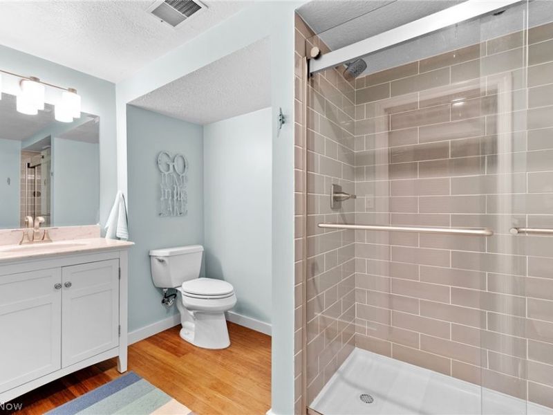 120 Cheyenne Trail , Malvern, OH 44644 Photo 35