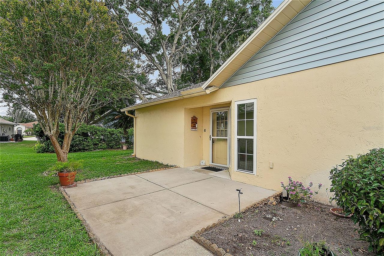 4812 S Sheffield Drive, Unit 5, New Port Richey, FL 34655 Photo