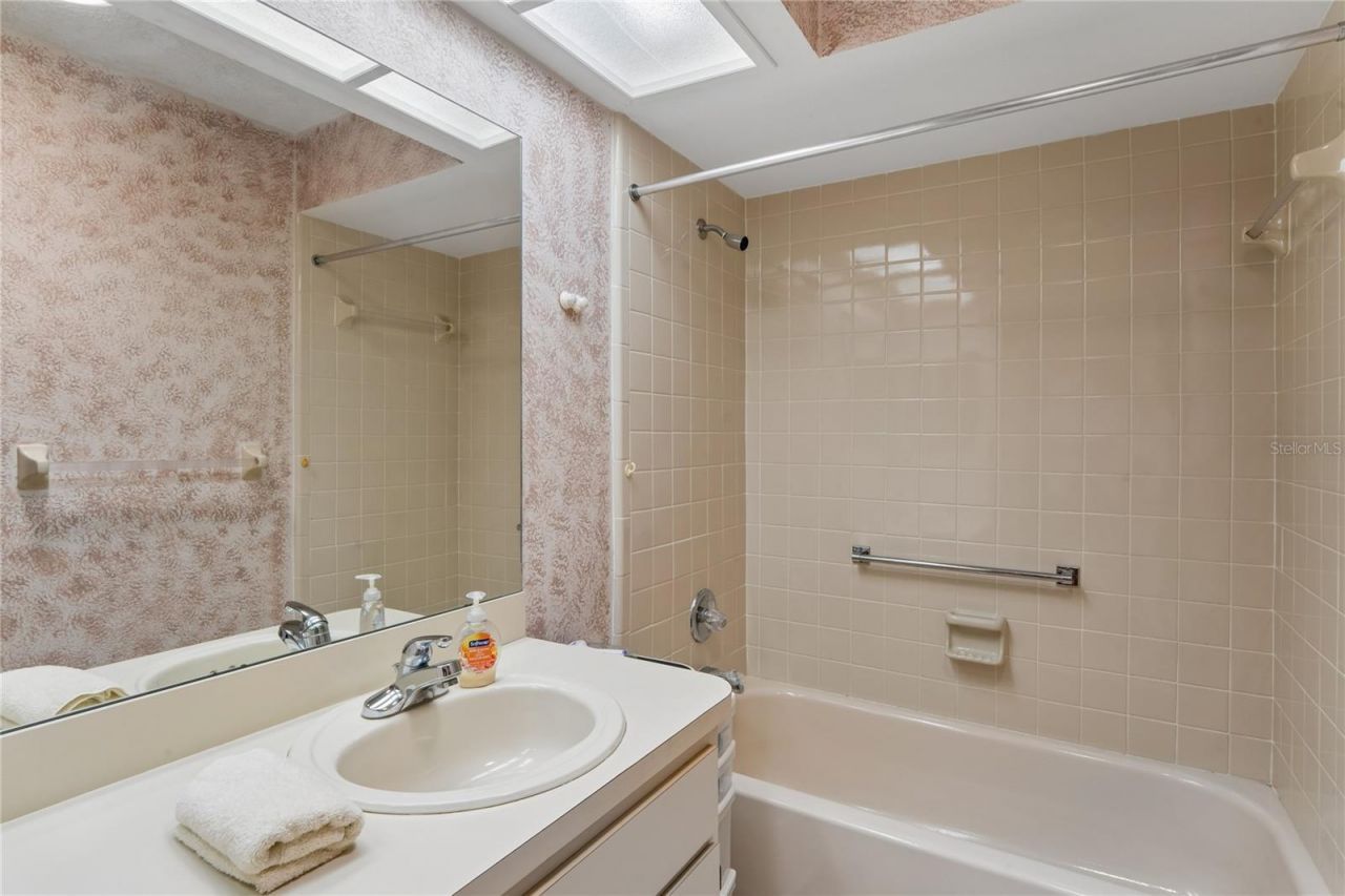 4812 S Sheffield Drive, Unit 5, New Port Richey, FL 34655 Photo