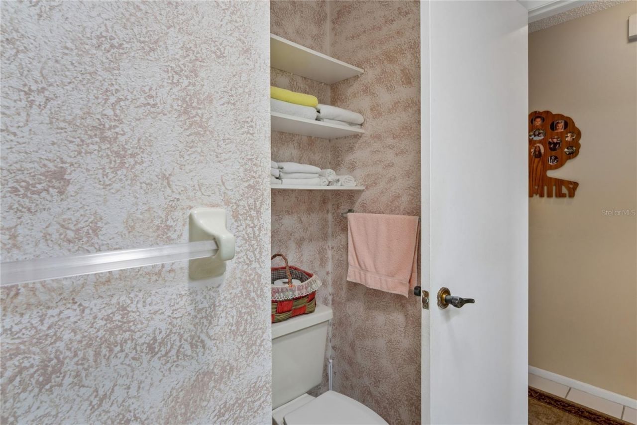 4812 S Sheffield Drive, Unit 5, New Port Richey, FL 34655 Photo