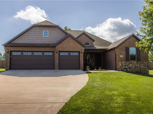 14908 Tikaani Drive , Siloam Springs, AR 72761