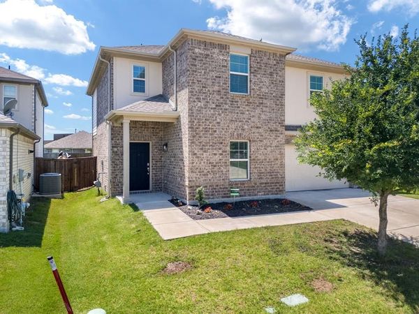 8721 Antelope Flat Lane , Fort Worth, TX 76131