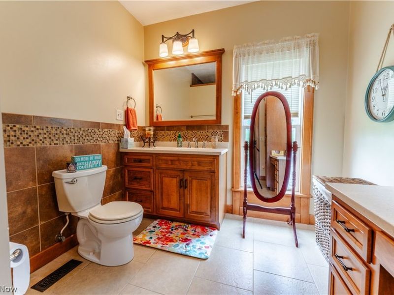 6587 Barkley Road, Uhrichsville, OH 44683 Photo 29