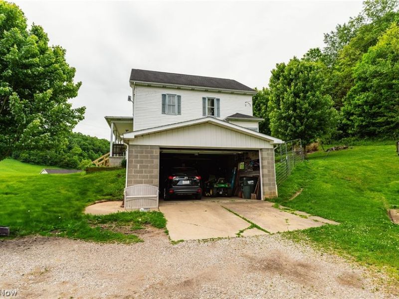 6587 Barkley Road, Uhrichsville, OH 44683 Photo 46