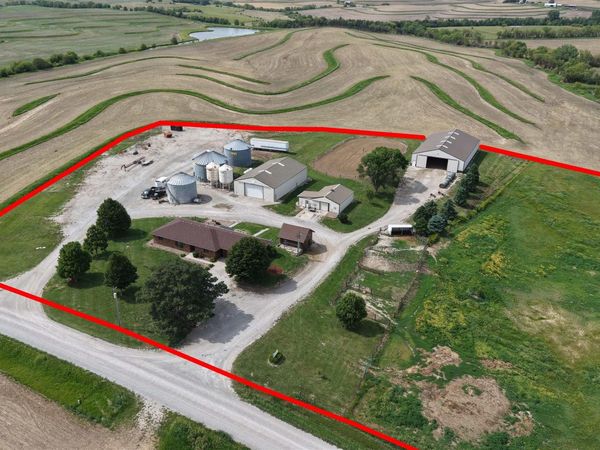 4087 280Th Street, Shenandoah, IA 51601