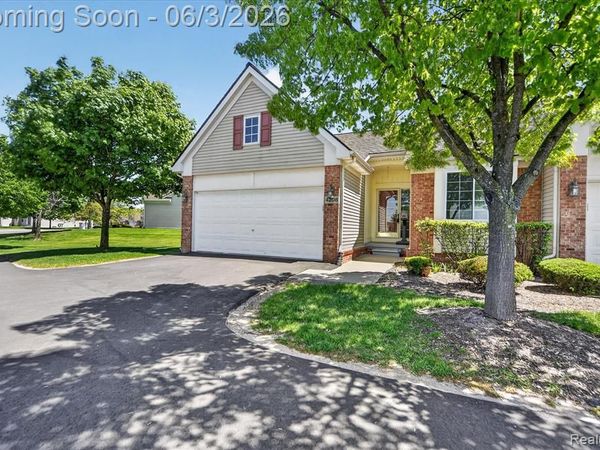 4208 Aster Boulevard , Genoa Twp, MI 48843