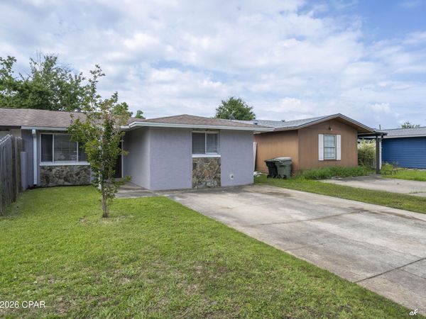 1029 Bradley Circle, Lynn Haven, FL 32444