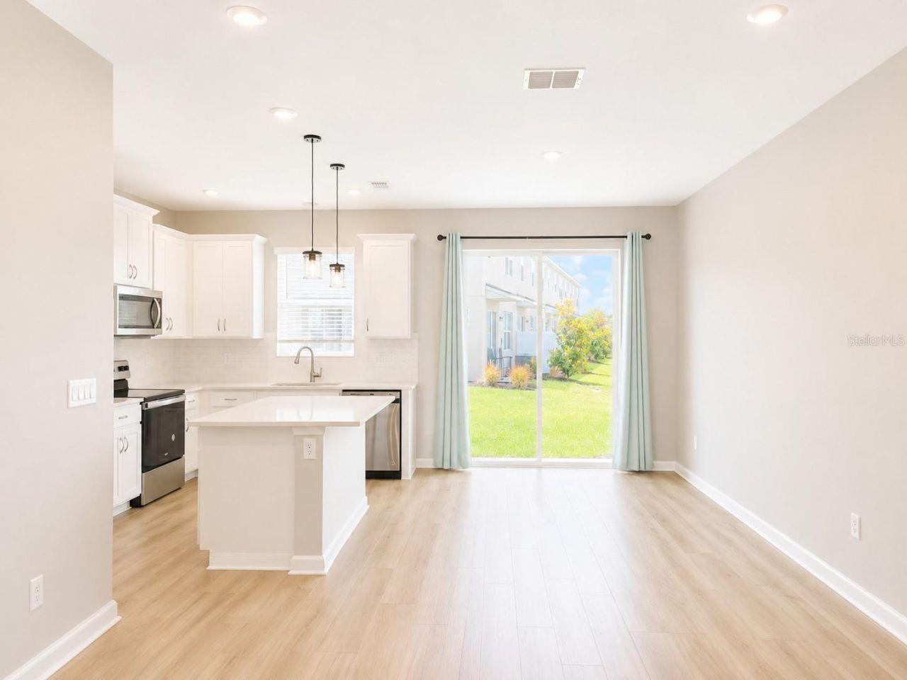 1043 Spring Palm Loop , Orlando, FL 32828 Photo