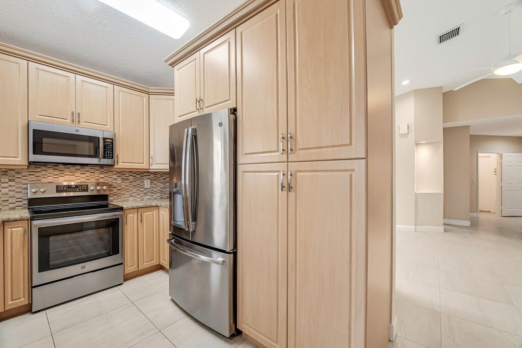 9529 Cherry Blossom Terrace, Boynton Beach, FL 33437 Photo
