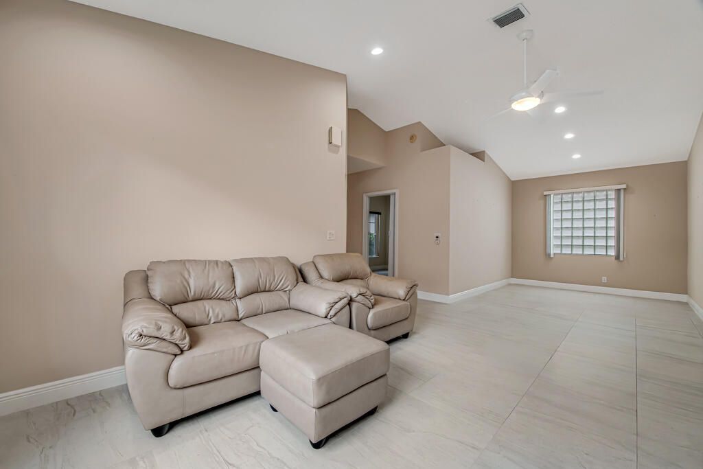 9529 Cherry Blossom Terrace, Boynton Beach, FL 33437 Photo