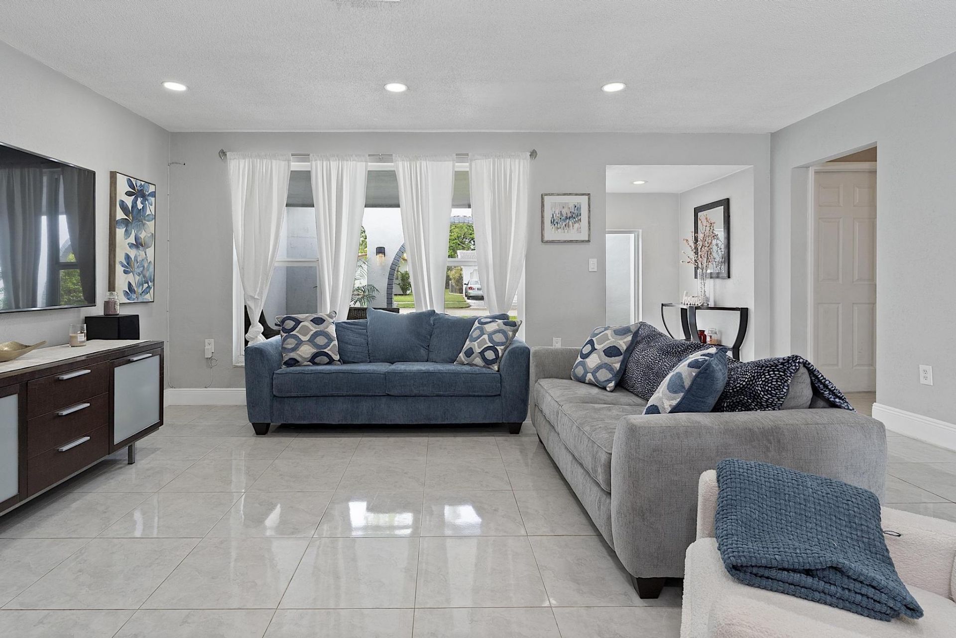 10476 NW 3rd Street, Plantation, FL 33324 Photo
