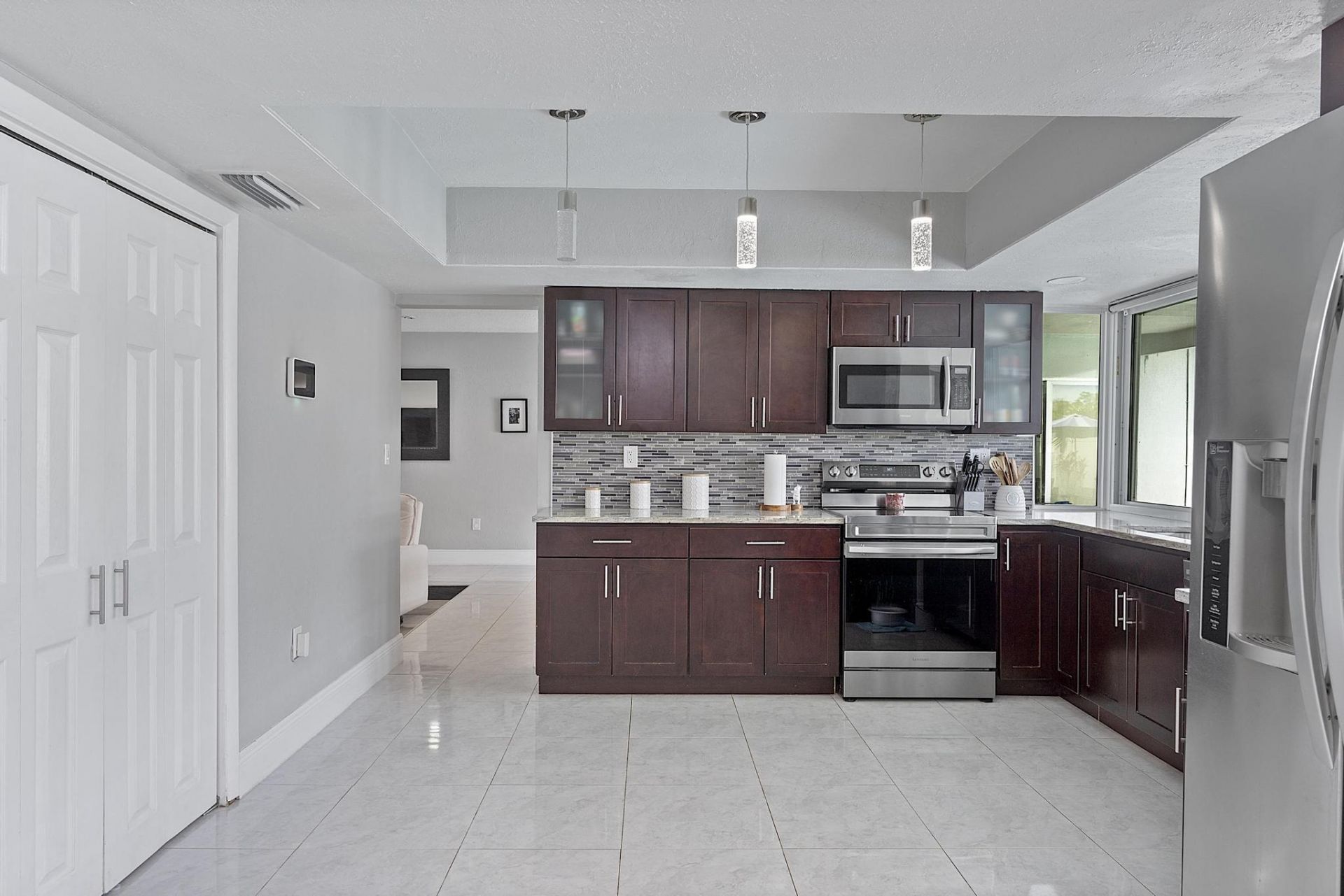 10476 NW 3rd Street, Plantation, FL 33324 Photo