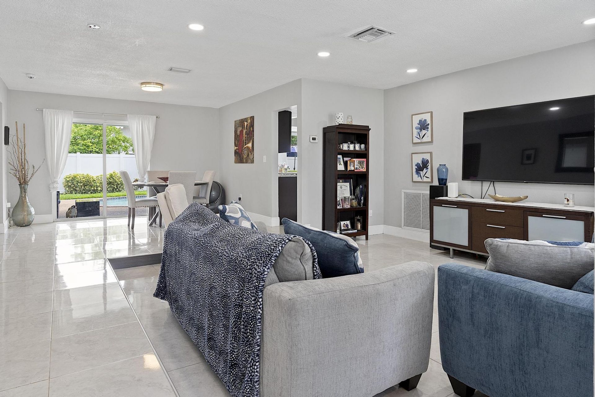 10476 NW 3rd Street, Plantation, FL 33324 Photo