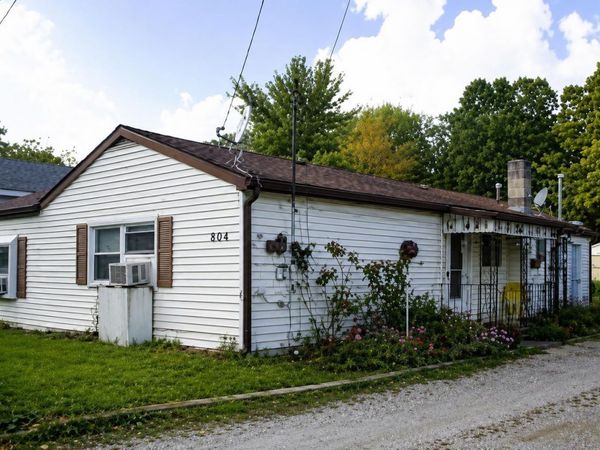 804 Jackson Street, Logansport, IN 46947