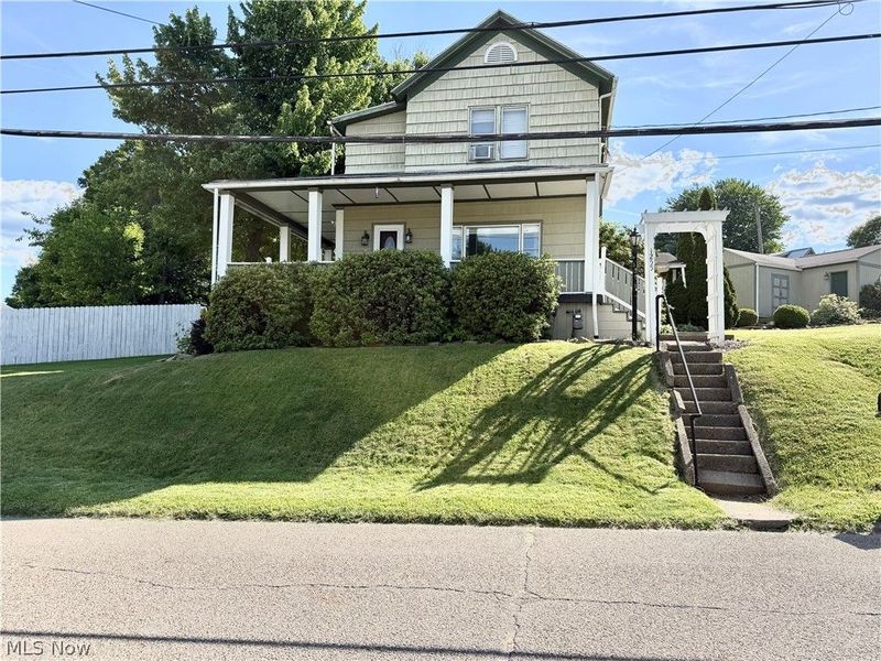 1255 Oakwood Avenue, East Liverpool, OH 43920 Photo 1