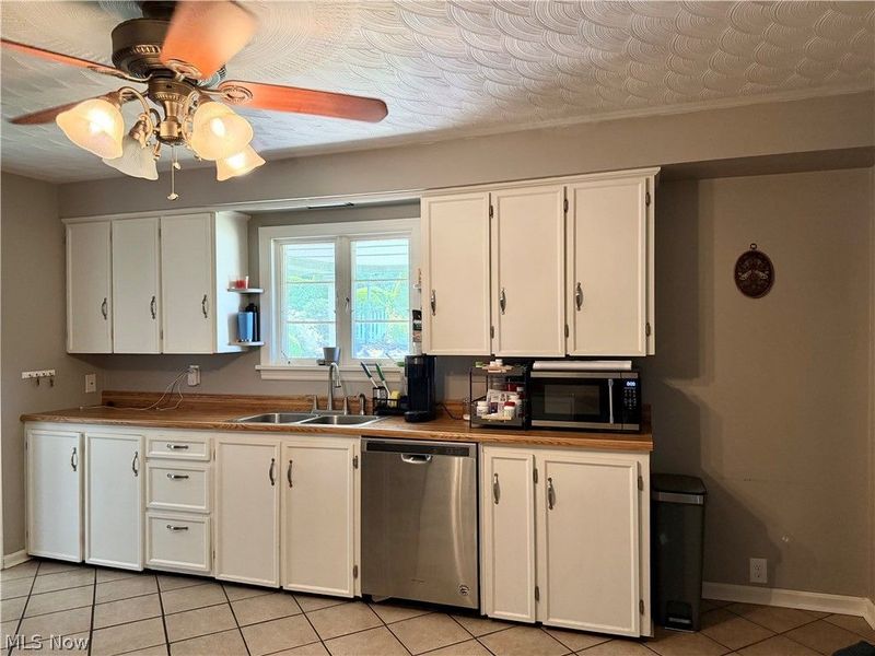 1255 Oakwood Avenue, East Liverpool, OH 43920 Photo 17