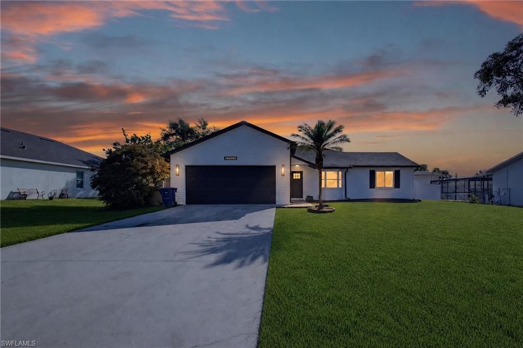 18521 Phlox Dr, Fort Myers, FL 33967 Photo
