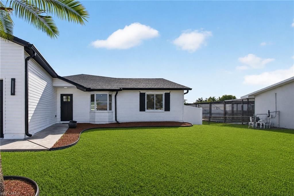 18521 Phlox Dr, Fort Myers, FL 33967 Photo