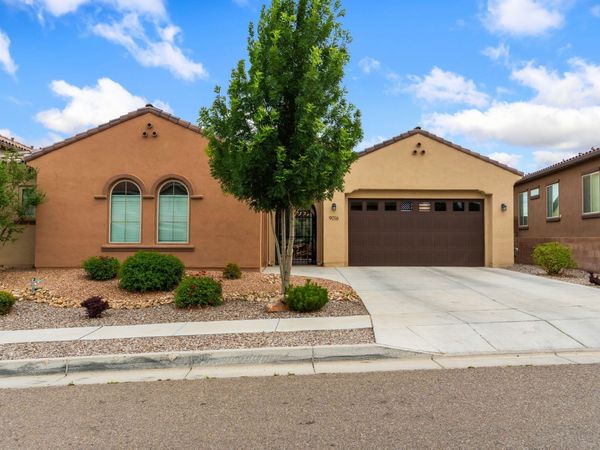 9016 Retablo Road NW, Albuquerque, NM 87120