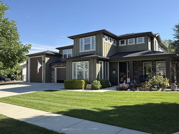 2162 N Payette River Way, Eagle, ID 83616