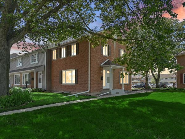 145 Elm Street , Park Forest, IL 60466