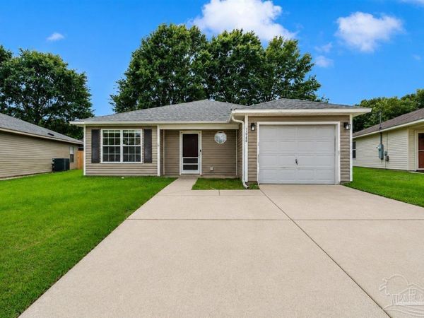 11040 Chippewa Way, Pensacola, FL 32534
