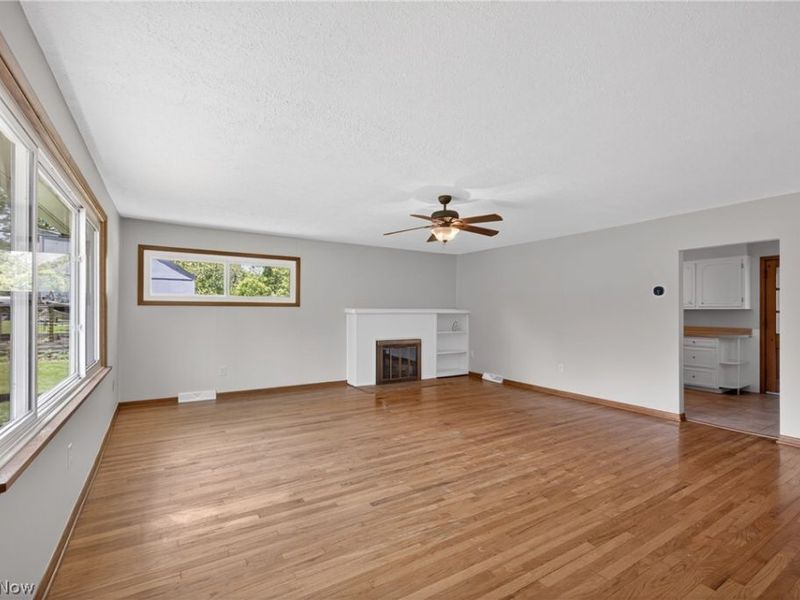 5535 Chestnut Street, Mentor on the Lake, OH 44060 Photo 13