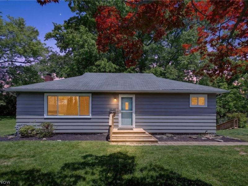 5535 Chestnut Street, Mentor on the Lake, OH 44060 Photo 3