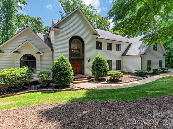 19315 Callaway Hills Lane, Davidson, NC 28036