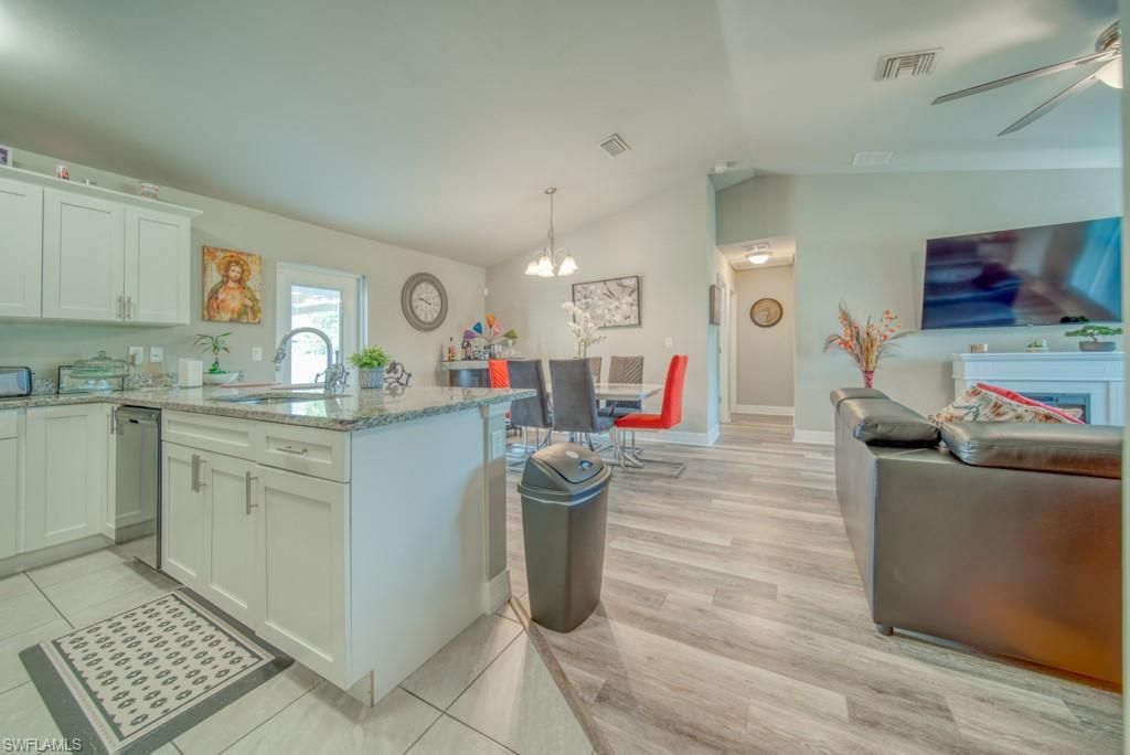 520 Wilmington Pkwy , Cape Coral, FL 33993 Photo